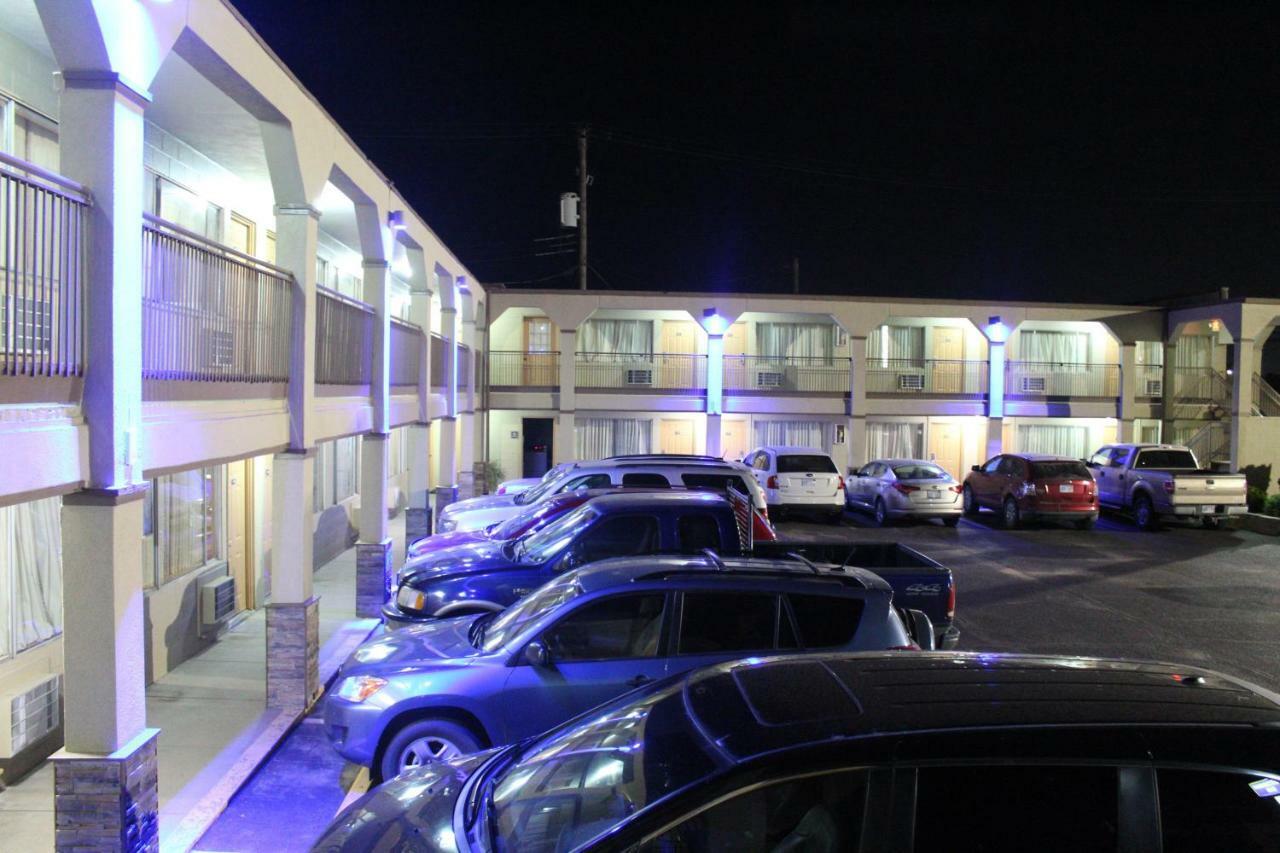 Hutchinson Inn Eksteriør billede